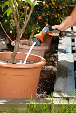 GARDENA Classic Multibroes 9 GARDENA Classic Multibroes -Tuin Verkoop gardena classic multibroes 1619704822 l